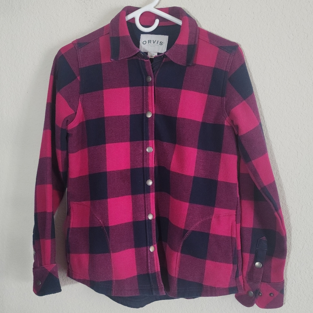 Orvis flannel jacket small.   Bin 13